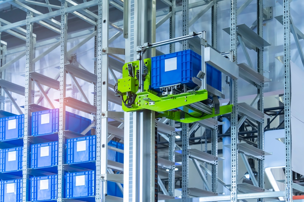 automated storage and retrieval system in warehouse