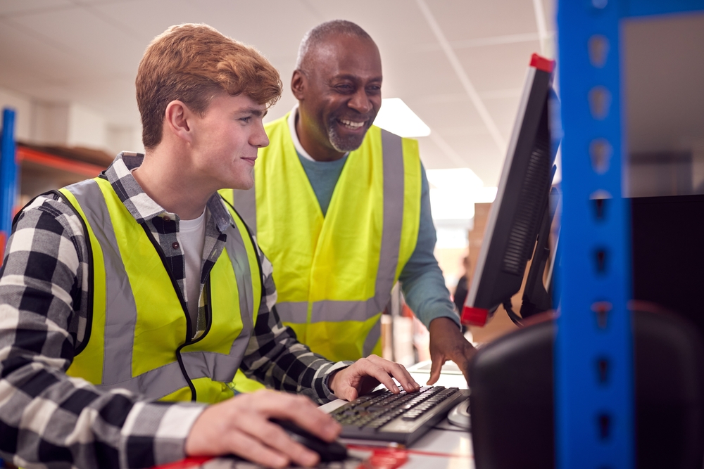 warehouse workers doing erp training